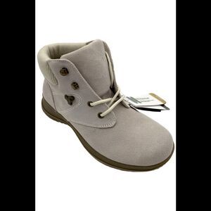 Wanderlust Women's Boston Suede Ankle Boots Winter White - Wide